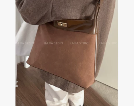 高级感大容量腋下包包女2023新款秋冬复古...