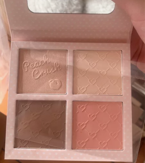 馥元纪四色修容盘 感兴趣的话点“我想要”和...