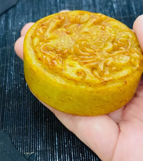 瑞兽玉石盖置，直径五公分，高度2公分，可做...