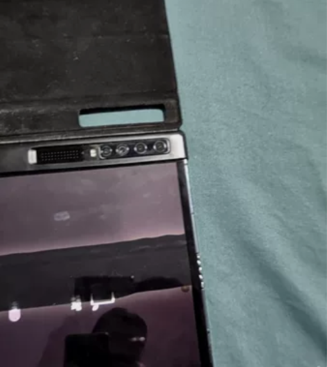 柔派2 256g，屏幕坏了，其他没问题。咖...