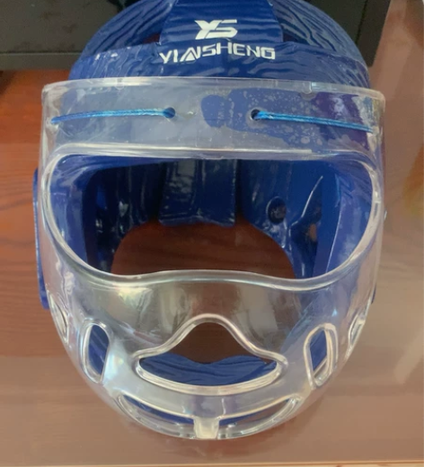 跆拳道，空手道头盔，孩子大了带不了，8.9...