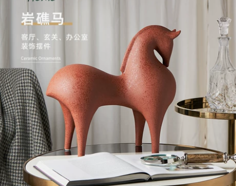 HERMOSO 红色马陶瓷办公室装饰摆件客...