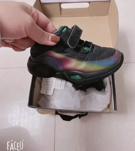 加绒27码运动鞋，男女孩都能穿 感兴趣的话...