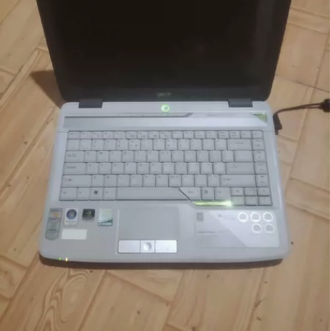 宏基笔记本电脑，家里搬家收拾出来的，，转让...