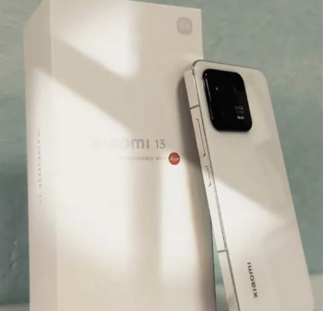 ?小米13 8+256白色，一手自用，箱说...