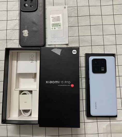 小米13pro    12+256  手机...