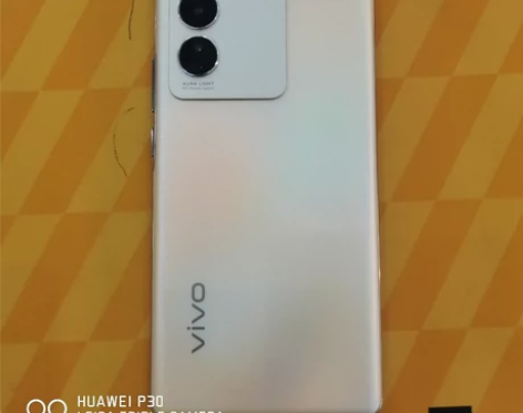 vivo S16全原无拆修,99新 感兴趣...
