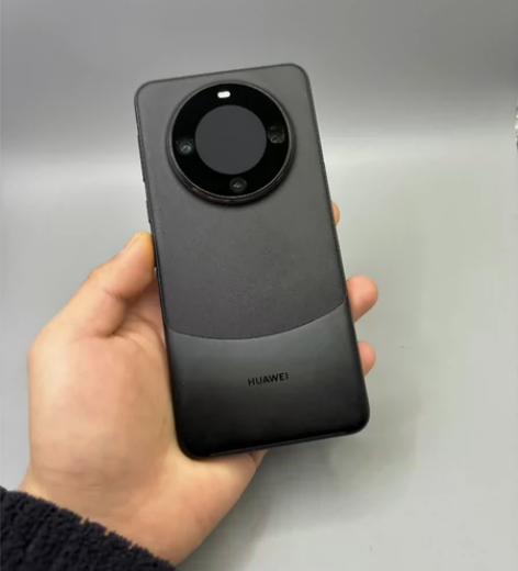 华为mate60pro    12+512...