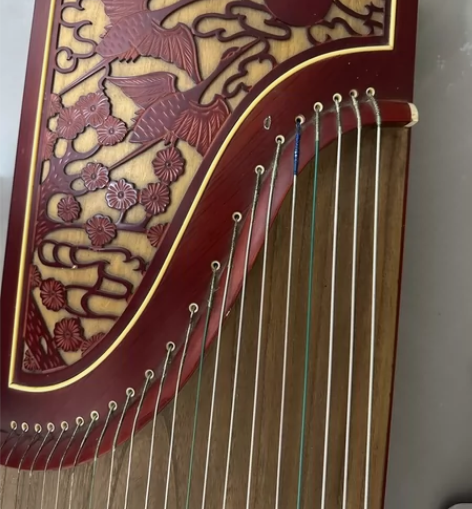 二手古筝 忘记了从哪买的了，之前2k+入手...