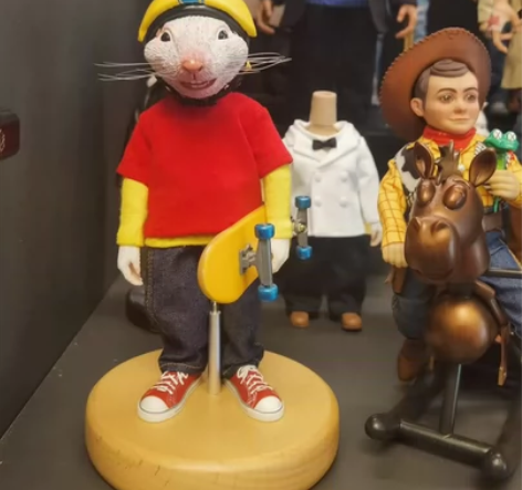 小鼠头盔，滑板现货10套 感兴趣的话点“我...