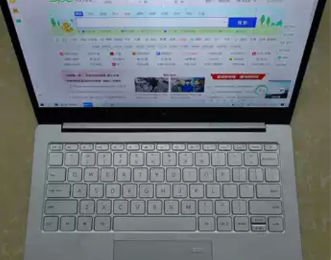 小米笔记本Air13，八五成新，有保护膜，...