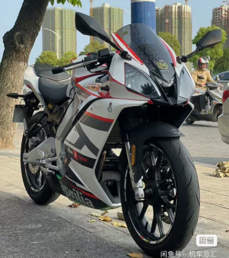 阿普利亚GPR150 新到大量九九新，水车...