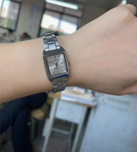 CASIO卡西欧DRESS系列经典复古小方...