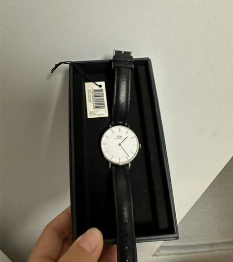 DW手表香港买入 票据已不在 当时买入15...