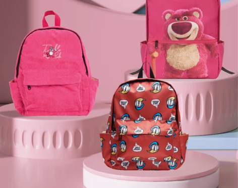 阪织屋女士抽绳双肩包包动漫卡通印花外出便携...