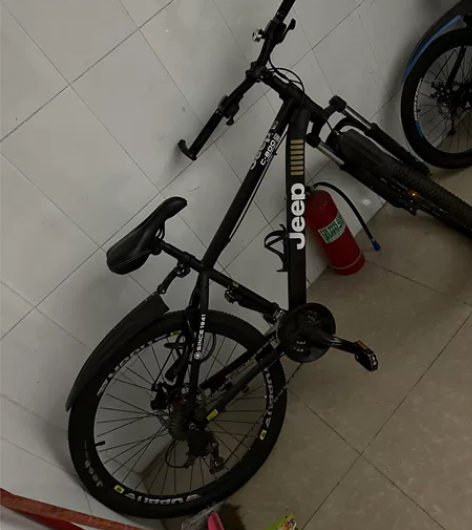 Jeep自行车，购于23年下半年8月份，比...