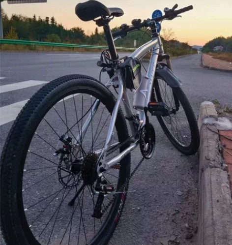 急售！！！低价处理山地自行车减震男女公路赛...