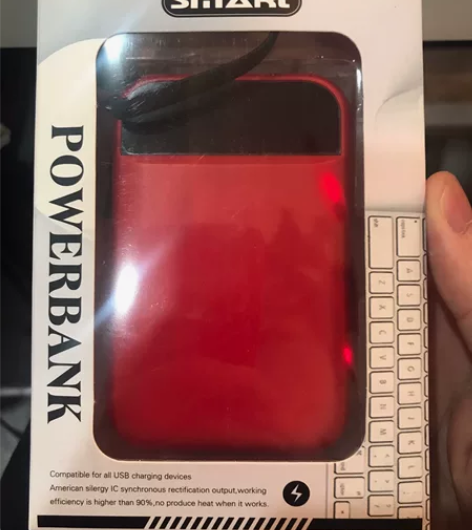 充电宝 6000毫安 全新 自带4条线 2...