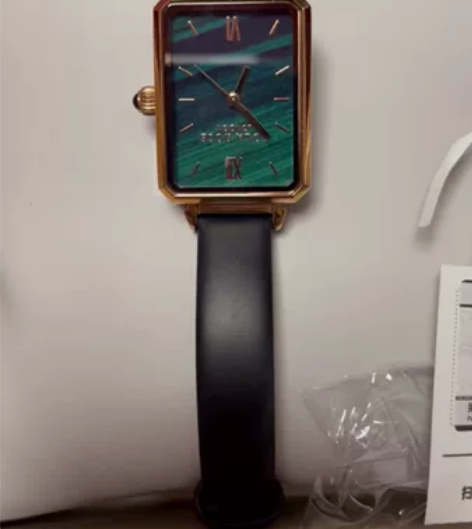 Lola Rose罗拉玫瑰小绿表复古石英女...