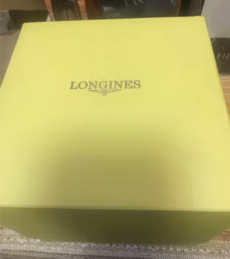 帮朋友代卖浪琴机械情侣手表，全新，无任何质...