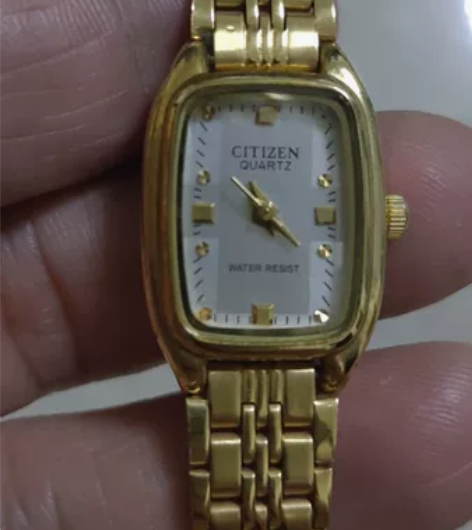 西铁城石英女表，刚换的电池，走时精准，质量...