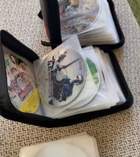 爱书人正版VCD故事碟片（全新无划痕），一...