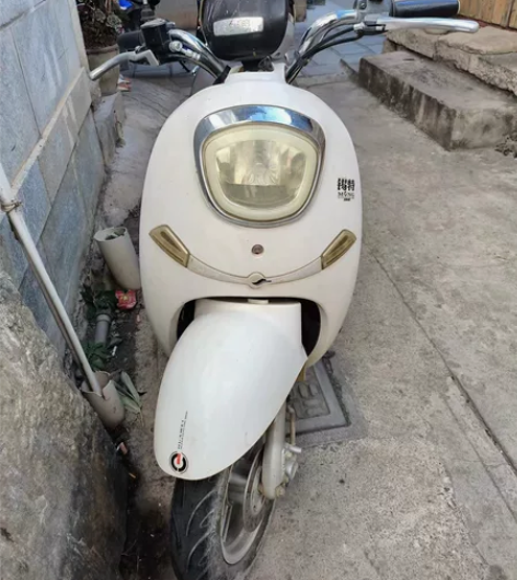 闲置 出售二手电动车，续航五十公里 位置大...