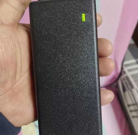 笔记本电源，放家里闲置，用的上的自己拍。能...