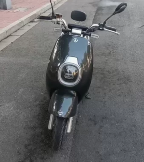 台铃电动车赔钱卖出售五个20的电池只卖18...