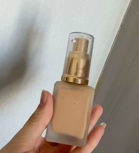 雅诗兰黛dw粉底液，2w0 用过5-6次，...