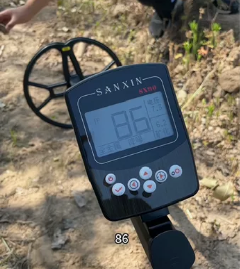 金属探测器 性价比超高，深度好，抗干扰，稳...