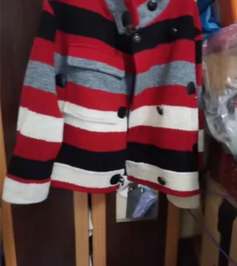 zll羊毛外套可交换互换几乎全新 感兴趣的...