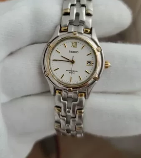 日本精工牌女生石英表 含把头表壳直径29毫...