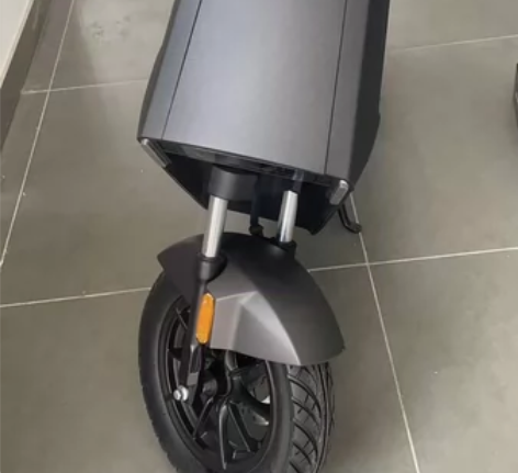 新大洲本田S08电动车，可连手机，电池全新...