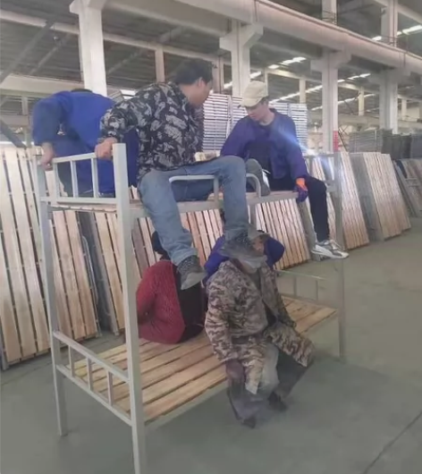 全新铁上下铺低价出售 双层铁艺上下床上下铺...