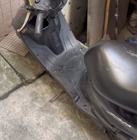 雅马哈巧格100除了仪表换了其他都是纯原装...