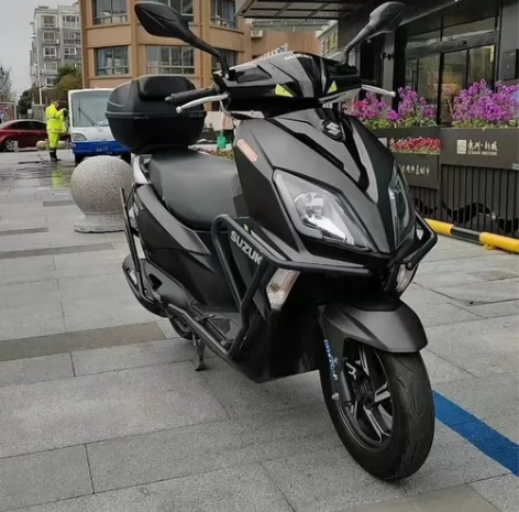 铃木uy125 极地灰 手续齐全 车辆免检...