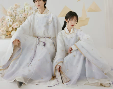 十三余小豆蔻儿[紫绶白玉]白色宋圆领袍宫绦...