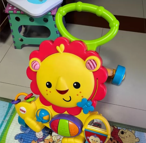 婴儿学步车 同城自提 9成新 感兴趣的话点...