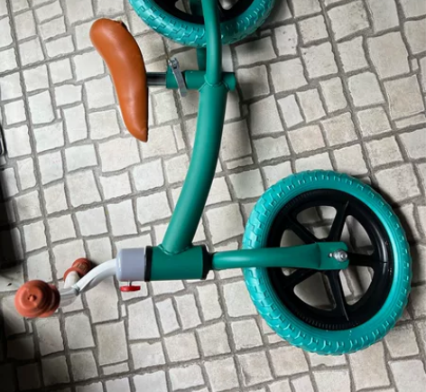 儿童平衡车 别人送的全新 孩子还小暂时用不...