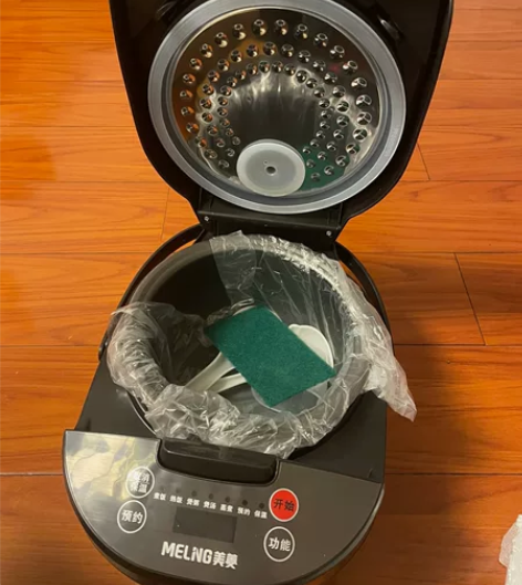 美菱电饭煲3L，全新没用过，临平崇贤上亿自...