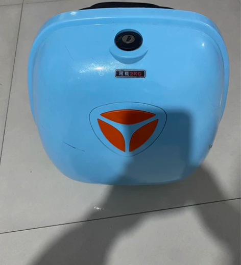 原装雅迪DM6后尾箱加支架9成新 感兴趣的...