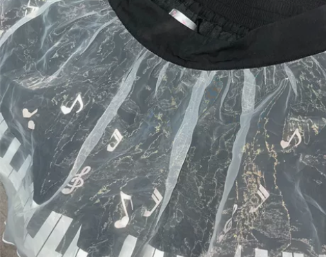 to alice熊之工作室钢琴短裙 tag...