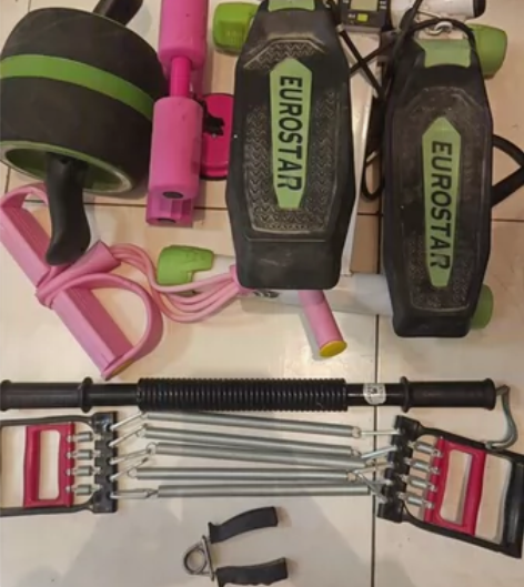 踏步机，腹肌轮，臂力棒，拉力器，弹力绳，仰...