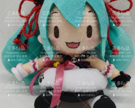 出 三多洛天华家初音未来同人挂件16cm ...
