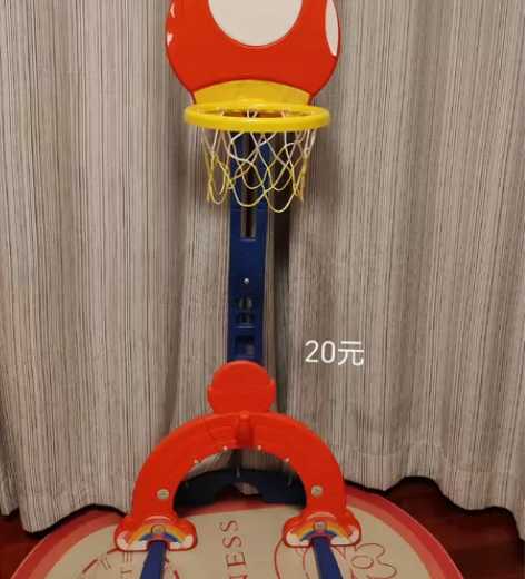 篮球架 感兴趣的话点“我想要”和我私聊吧～...