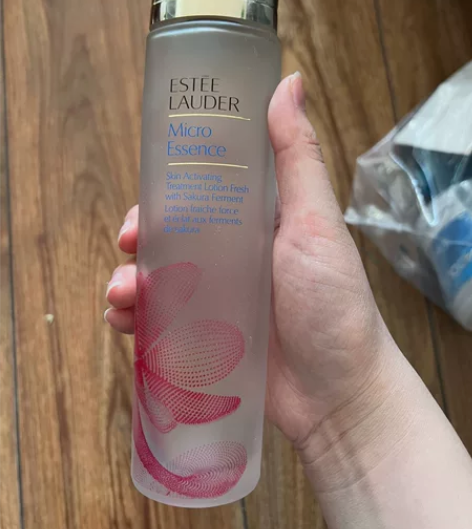 雅诗兰黛200ml正装瓶2个 感兴趣的话点...