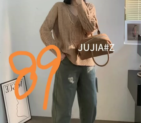 全新的毛衣内搭，实物如图，价格太实惠了，服...