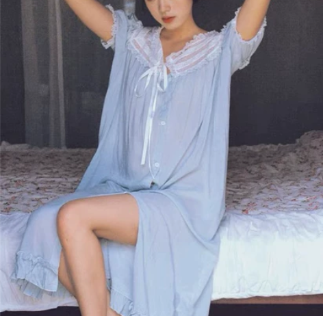 出租森小艺摄影 浅蓝蕾丝短袖睡裙女夏季甜美...