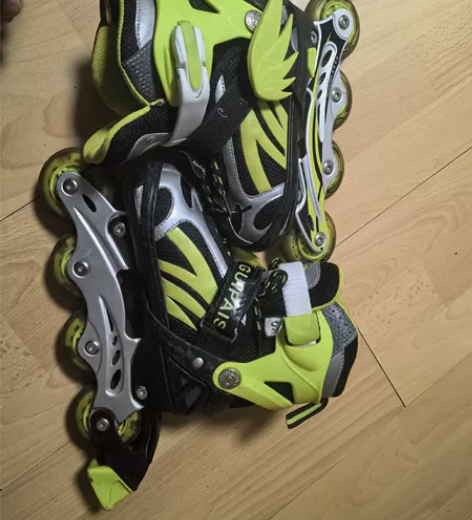 30-32旱冰鞋 轮滑鞋 新旧如图 可自取...